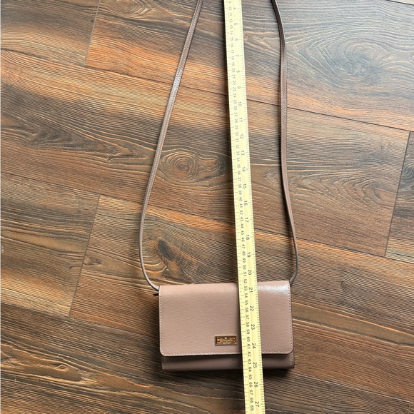 kate spade Blush Pink Leather Crossbody with Gold Plaque - Picture 4 of 16